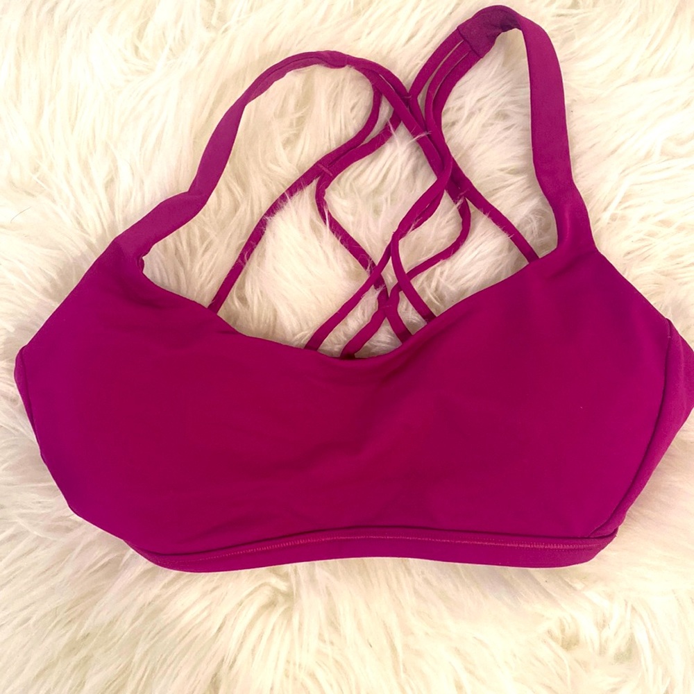 XS Lululemon Sports Bra with removable pads